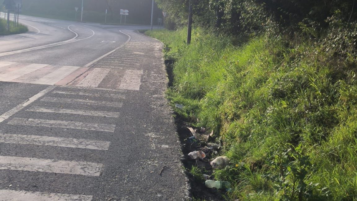 EAJ-PNV denuncia el deterioro de calles en Zalla y exige una actuación urgente en Aranguren y Arangoiti