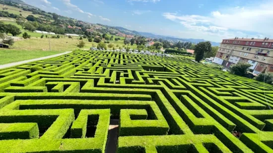 El laberinto natural más grande de España que está a poco más de una hora de Bilbao