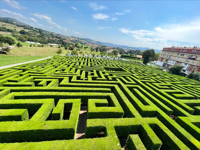 El laberinto natural más grande de España que está a poco más de una hora de Bilbao