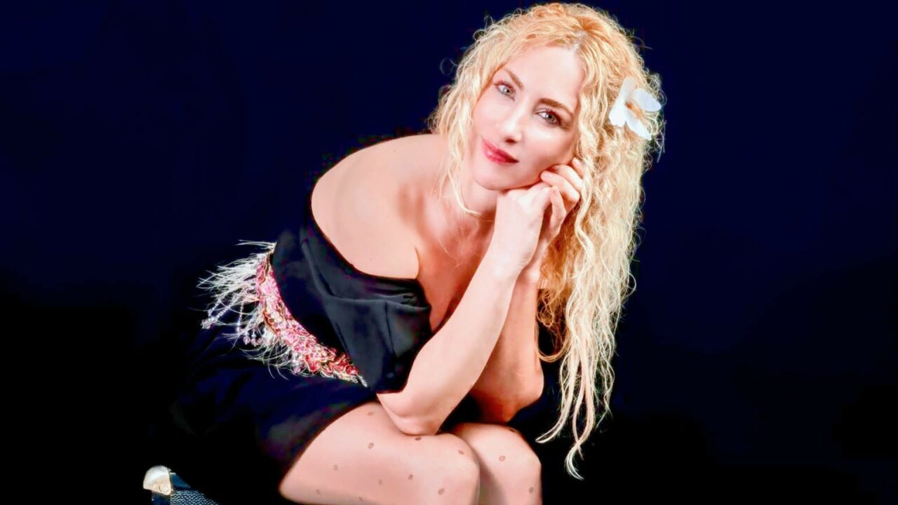 Karen Ortiz de Guinea, la artista que conquistó a Bruce Springsteen con su acordeón