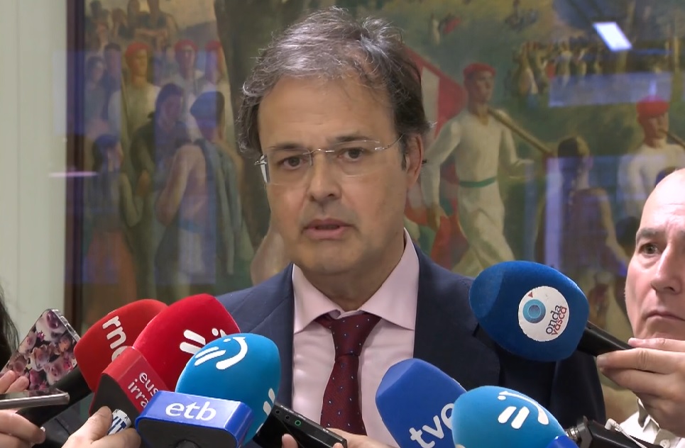 El conflicto de los médicos en Euskadi se agrava: Osakidetza advierte del impacto en pacientes