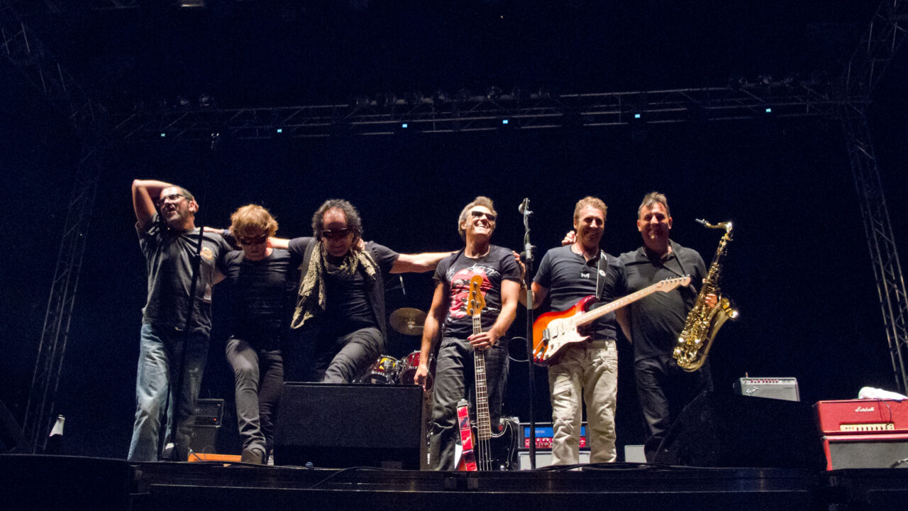 Burning celebra 50 años de rock este viernes en el Serantes Kultur Aretoa