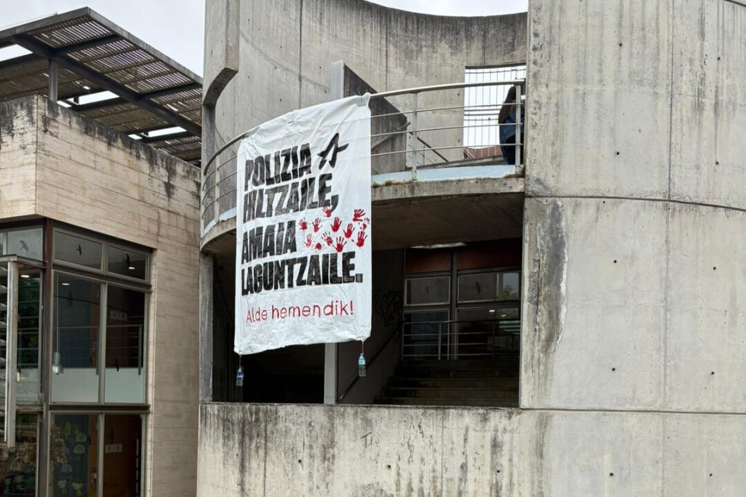 La alcaldesa de Barakaldo, Amaia del Campo: «Los fascistas de siempre siguen en nuestras calles»