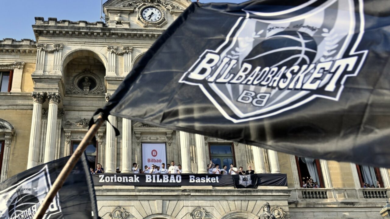 Recibimiento al Bilbao Basket: cortes de tráfico y operativo especial por el título de la FIBA Europe Cup