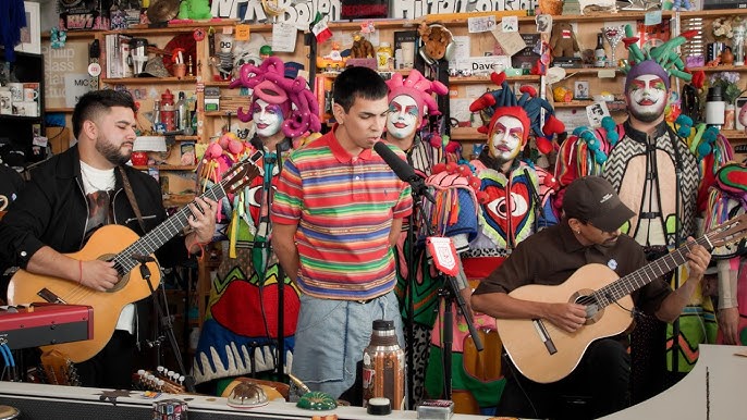 Milo J consagra su voz latinoamericana en un Tiny Desk histórico junto a Agarrate Catalina