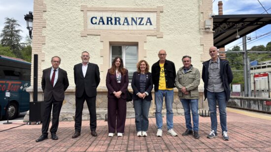 La nueva línea C5 mejora la conexión ferroviaria entre Karrantza y Enkarterri con Bilbao