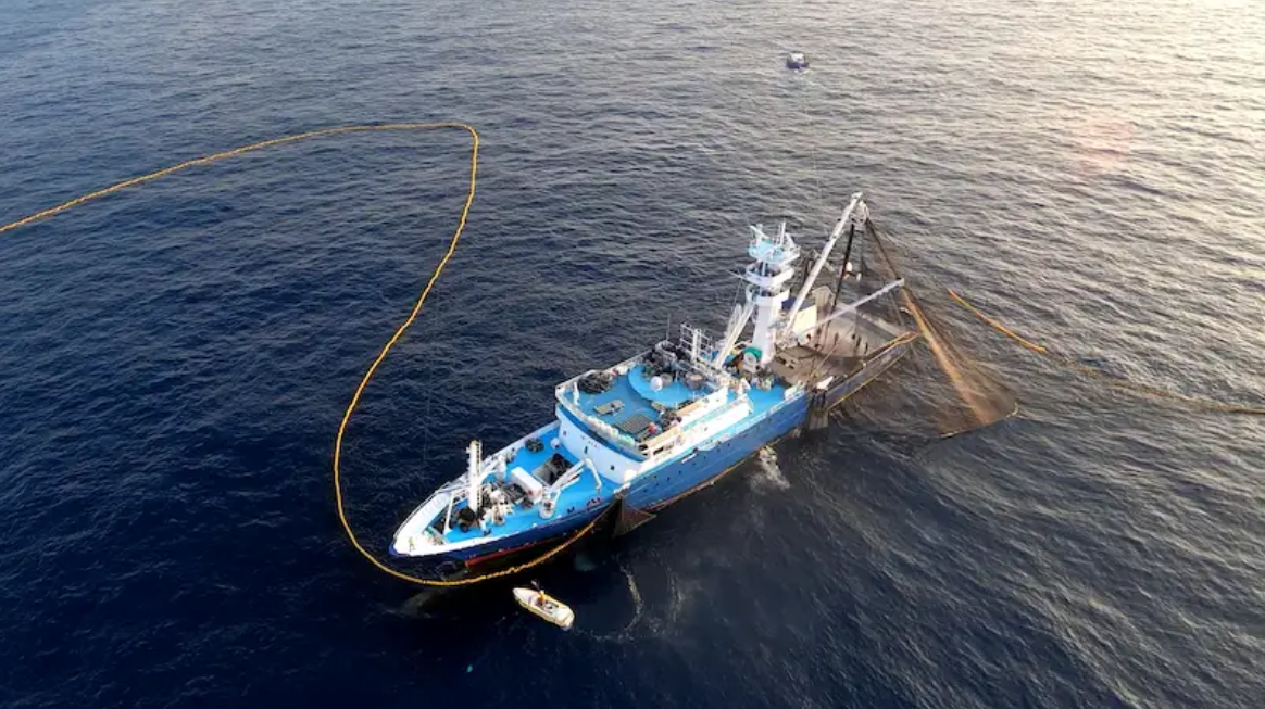 AZTI crea un sistema pionero que permite ver en tiempo real las redes de pesca bajo el agua