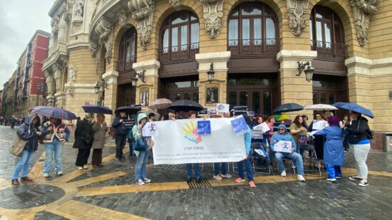 Las personas con fibromialgia y fatiga crónica de Bizkaia reivindican sus derechos