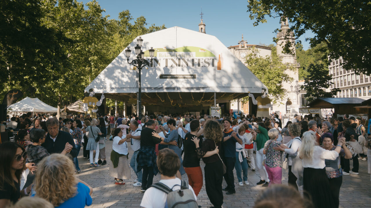 Txin Txin Fest llega a Bilbao el 16 y 17 de mayo con 22 bodegas, catas de txakoli, gastronomía y música