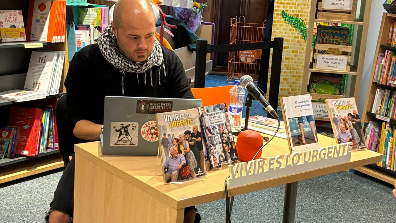 César Fernández Rollán y las ganas de contar una historia necesaria: ‘Vivir es lo urgente’