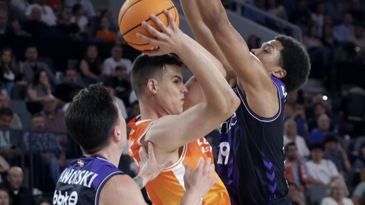 Una victoria moral del Surne Bilbao ante el Valencia Basket