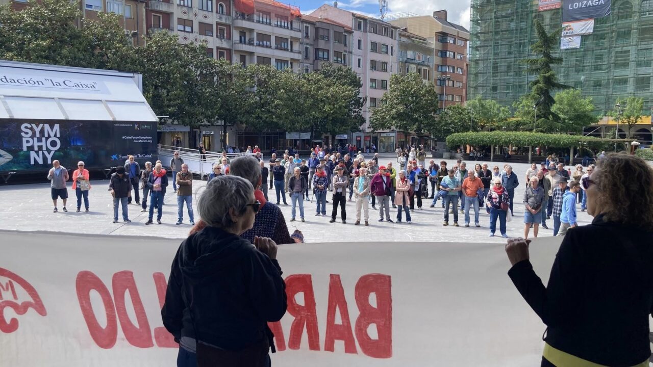 El Movimiento Pensionistas exige al lehendakari equiparar las pensiones mínimas al salario mínimo en Euskadi