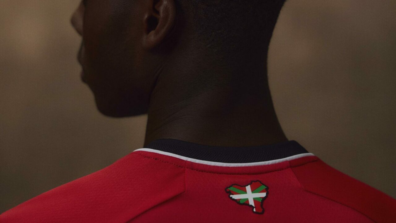 UPN pide vetar la nueva camiseta del Athletic y amenaza con acudir a los tribunales