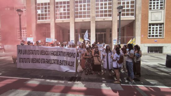 El colectivo médico pide altura de miras a la clase política para solucionar el conflicto: «¿Están listos para promover un acuerdo de calidad y estable?»