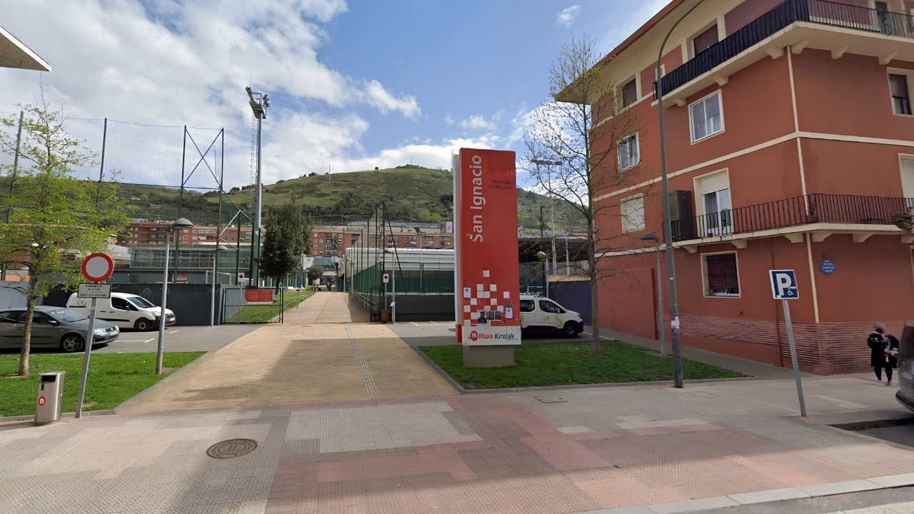 Dos detenidos en Bilbao por robar herramientas y cableado en una obra de San Ignacio