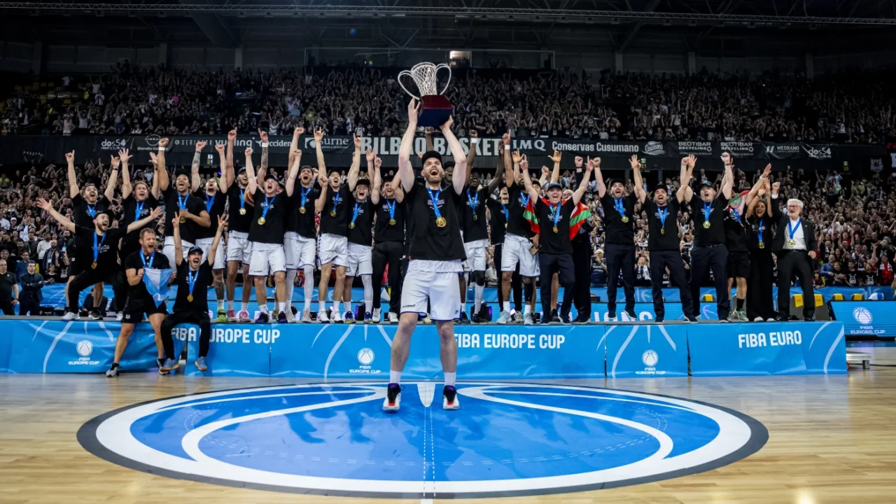 El Surne Bilbao se debate entre la Eurocup y la FIBA Champions League