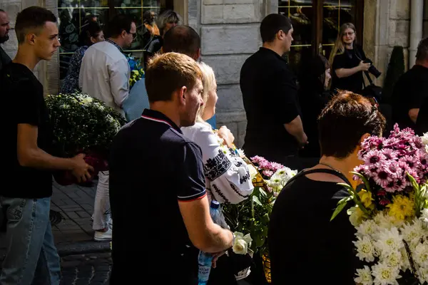 Bilbao derriba tabúes: así serán las ‘comunidades compasivas’ para acompañar a personas al final de su vida