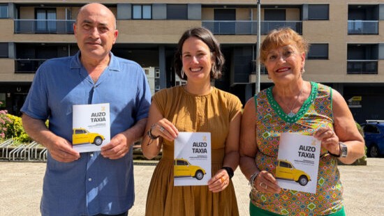 Zaldibar estrena el ‘Auzo Taxi’ para conectar sus barrios rurales con el casco urbano