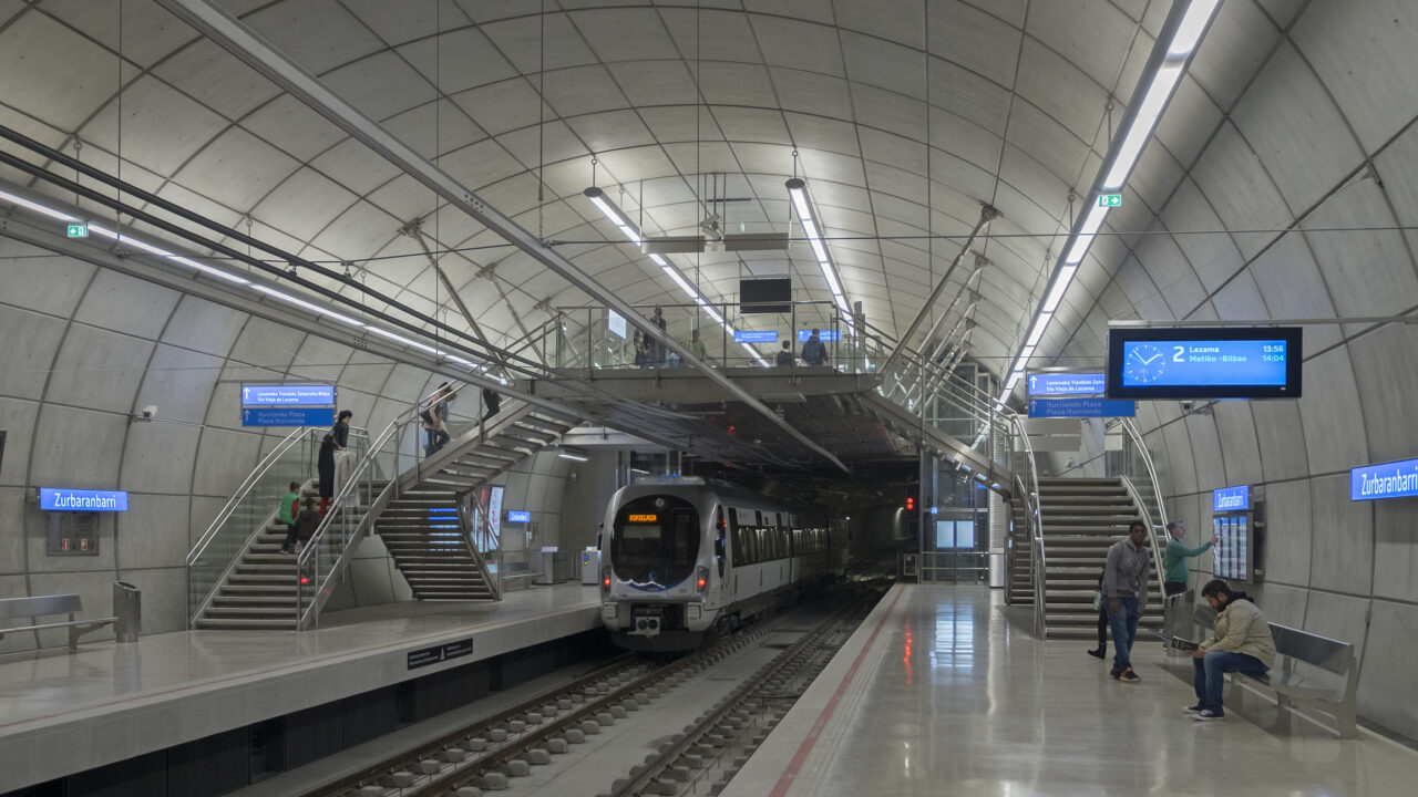 La Línea 3 del Metro de Bilbao ofrecerá servicio nocturno todos los viernes de junio