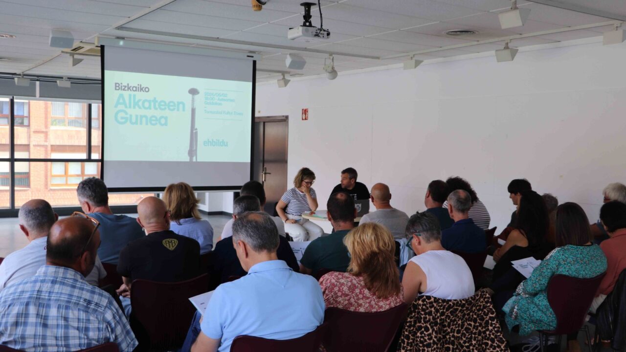 Los alcaldes de EH Bildu en Bizkaia reafirman su compromiso con los proyectos pendientes antes de las elecciones