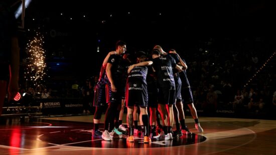 Tarde de despedidas y hasta luegos en el Surne Bilbao