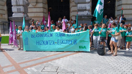 Las trabajadoras de residencias de Bizkaia denuncian el rechazo patronal para una nueva reunión