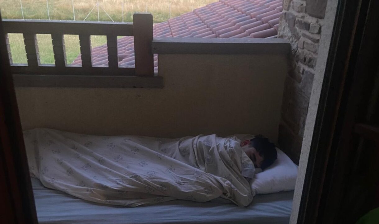 Cuando dormir en el balcón es la mejor opción: la noche asfixiante que deja récords de calor en Euskadi