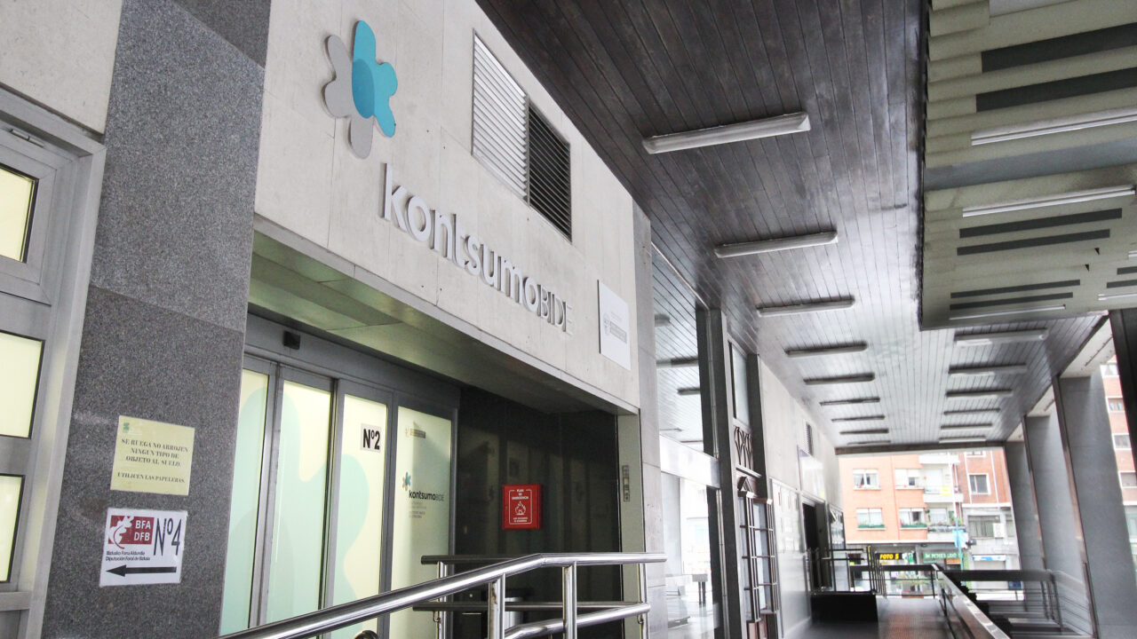 Kontsumobide detecta infracciones en las 40 agencias inmobiliarias que ha rastreado