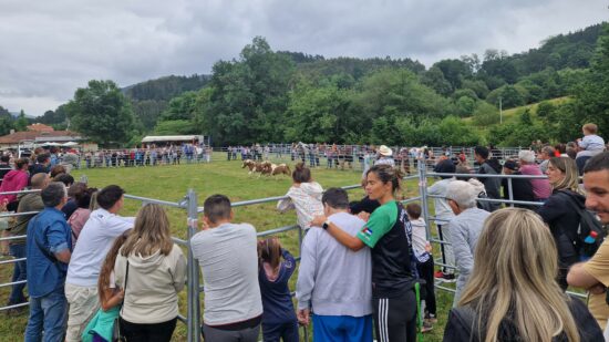 Artzentales recupera su feria del caballo con una jornada dedicada al mundo ecuestre en Traslaviña