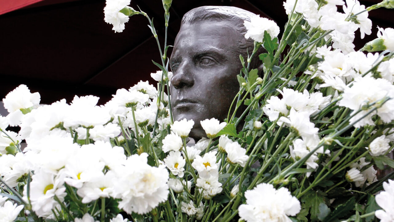 Bilbao celebrará el lunes 29 de junio el homenaje a uno de sus hitos: Blas de Otero