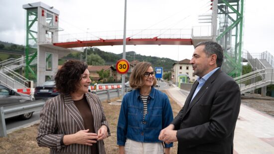 Bizkaia refuerza la seguridad en la N-634 con una nueva pasarela peatonal en Amorebieta-Etxano