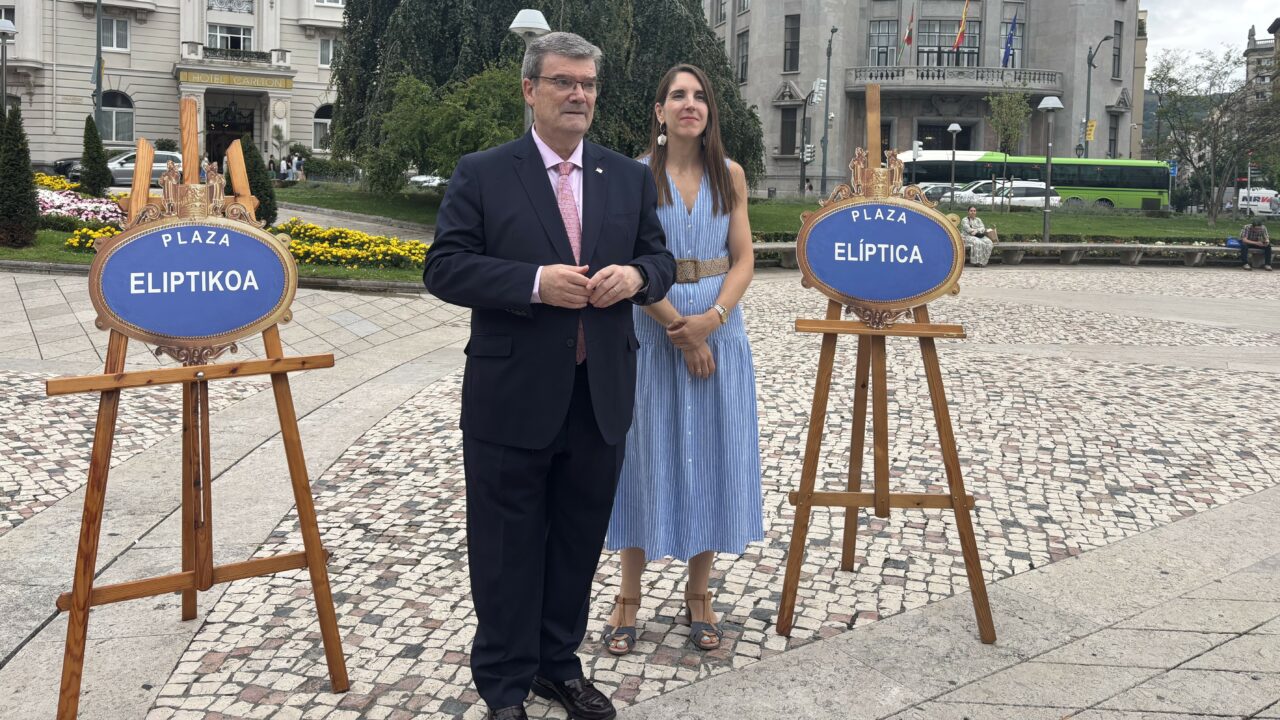 La Plaza Federico Moyúa pasa a llamarse Plaza Elíptica desde el miércoles 1 de julio