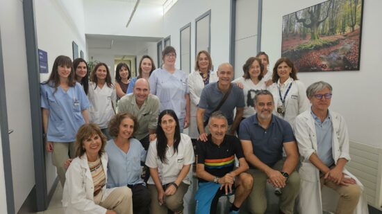 Etxebarri incorpora una nueva obra solidaria al centro de salud en homenaje a los sanitarios