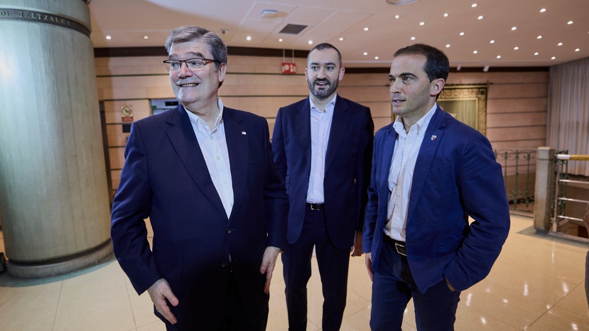 Mikel Hidalgo recibe el respaldo total de las bases del PNV como candidato a la Alcaldía de Bilbao