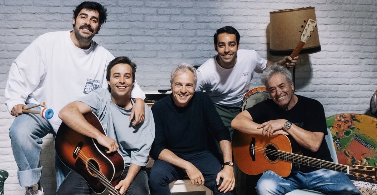 Hermanos Martínez y Hombres G unen generaciones con ‘Por qué me toca a mí’, una colaboración cargada de emoción