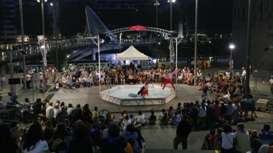 Quince compañías de teatro y arte de calle actuarán en Aste Nagusia