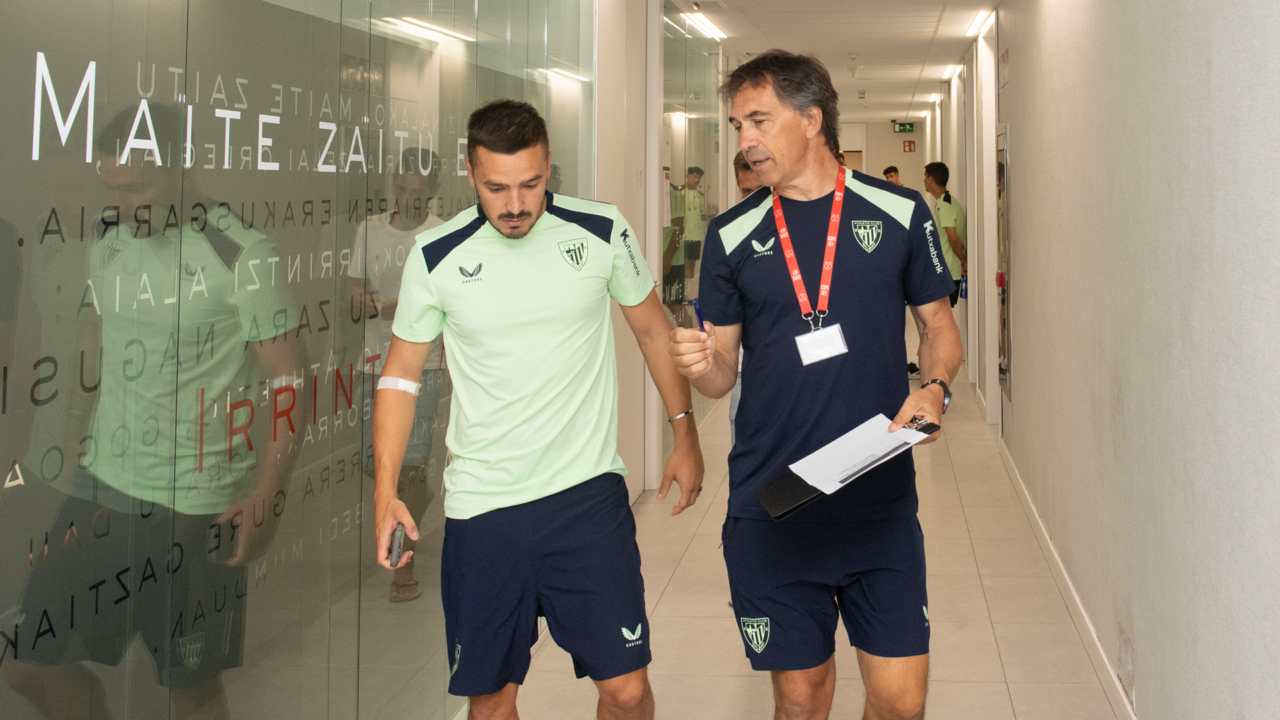 Nueva temporada, mismos problemas: el Athletic confirma la lesión de Andoni Gorosabel
