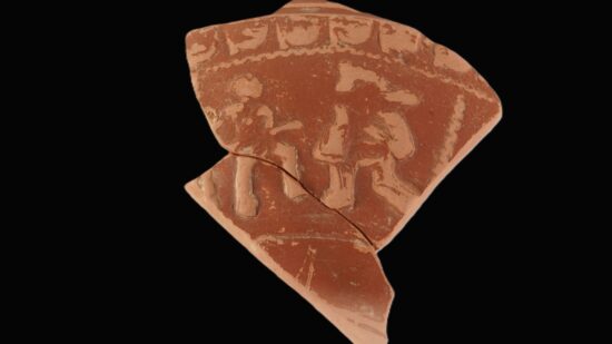 Forua revela una escena de gladiadores en una cerámica romana única en Bizkaia