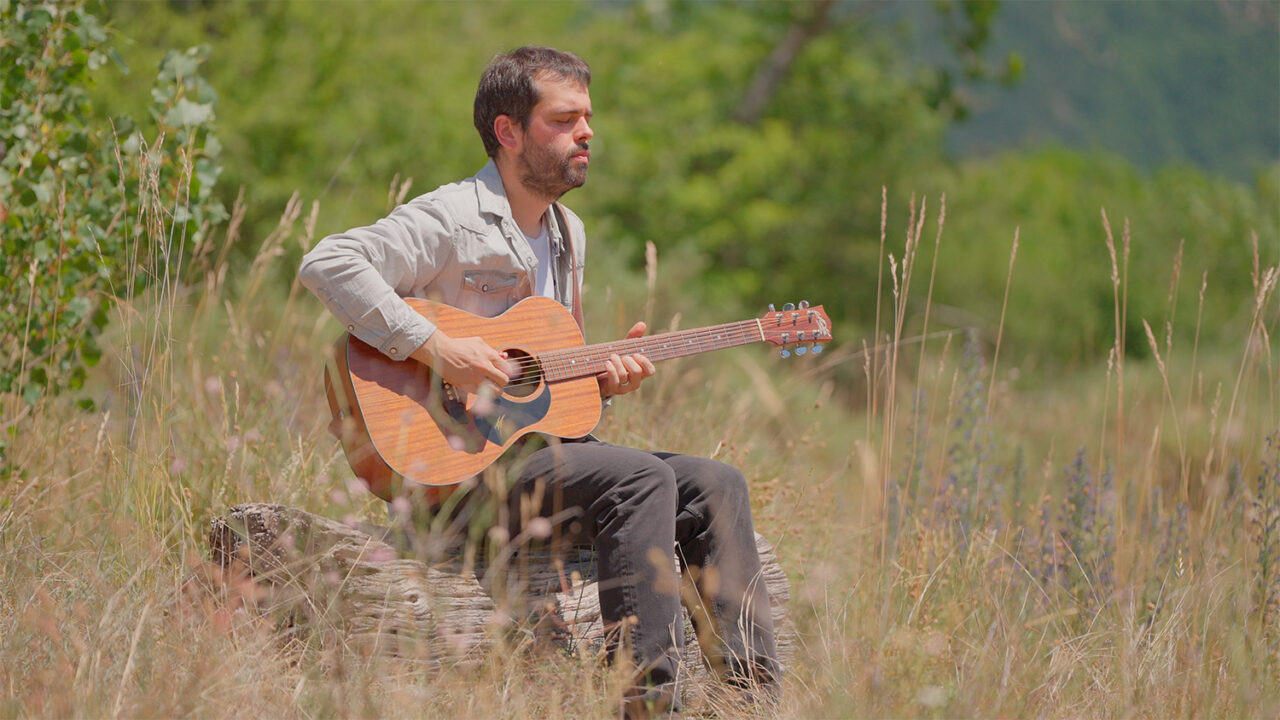 Ander Zubillaga presenta Biescas, un homenaje a la tragedia del camping de Las Nieves que vivió de primera mano