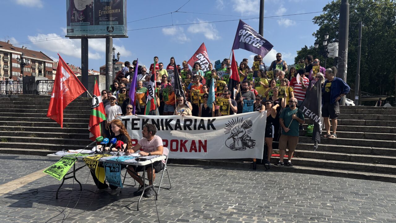 Los trabajadores de espectáculos y eventos convocan huelgas en las tres semanas grandes