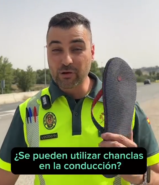 Chancletas sí, pero con cabeza: cuándo pueden multarte por llevarlas al volante
