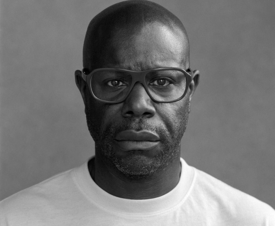 Steve McQueen llega al Guggenheim Bilbao con diálogos entre Nina Simone y David Bowie
