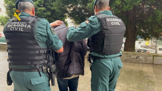 La Guardia Civil desmantela una red asentada en Bizkaia que blanqueó más de 4 millones de euros enviados a Nigeria