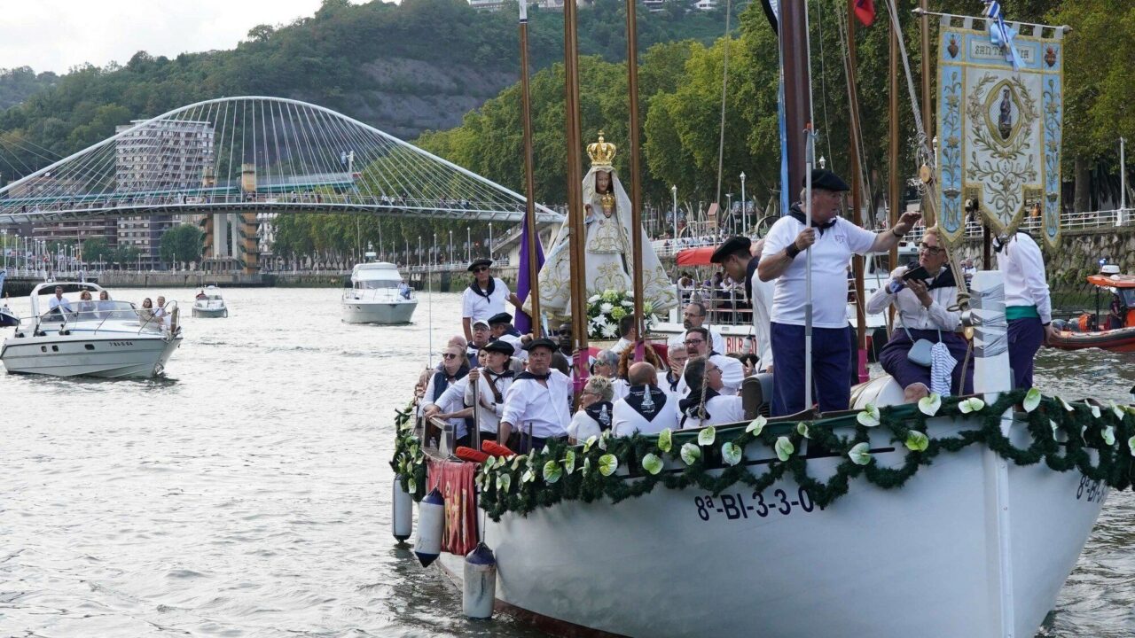 La VI Procesión Náutica de la Amatxu de Begoña ‘Desde Santurce a Bilbao’ zarpará con 350 personas