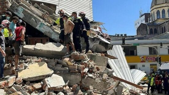 Colombia sufre un terremoto de magnitud 7,4 que deja al menos 169 muertos y más de 900 heridos