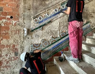 Punta Begoña busca versos para homenajear a Ramiro Pinilla entre sus galerías