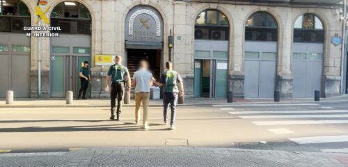 Desmantelada una red criminal especializada en estafas a empresas que operaba desde Bilbao y Castro Urdiales