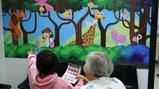 Osakidetza lanza el proyecto Gurasoen Eskola para acompañar a las familias en la crianza saludable