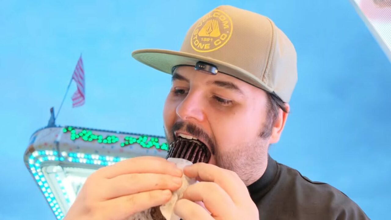Un youtuber gastronómico prueba la comida de las barracas de Bilbao y tiene claro cuál merece la pena