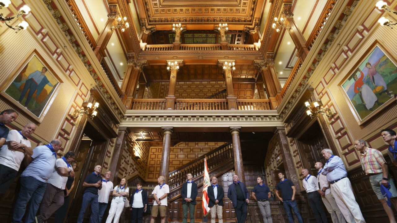 Ibaigane reúne a un centenar de empresas colaboradoras del Athletic durante la Aste Nagusia
